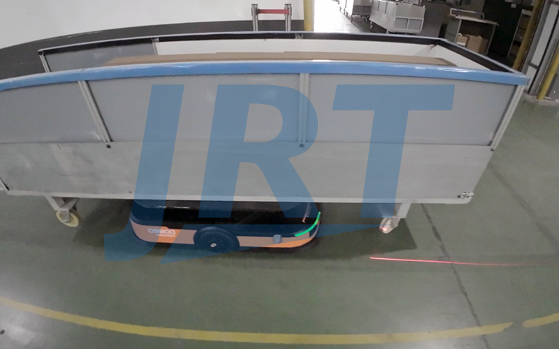 家具制造业50台AMR潜伏机器人集群