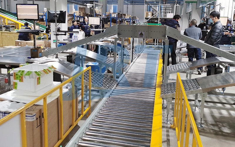 药品供应链自动输送分拣线